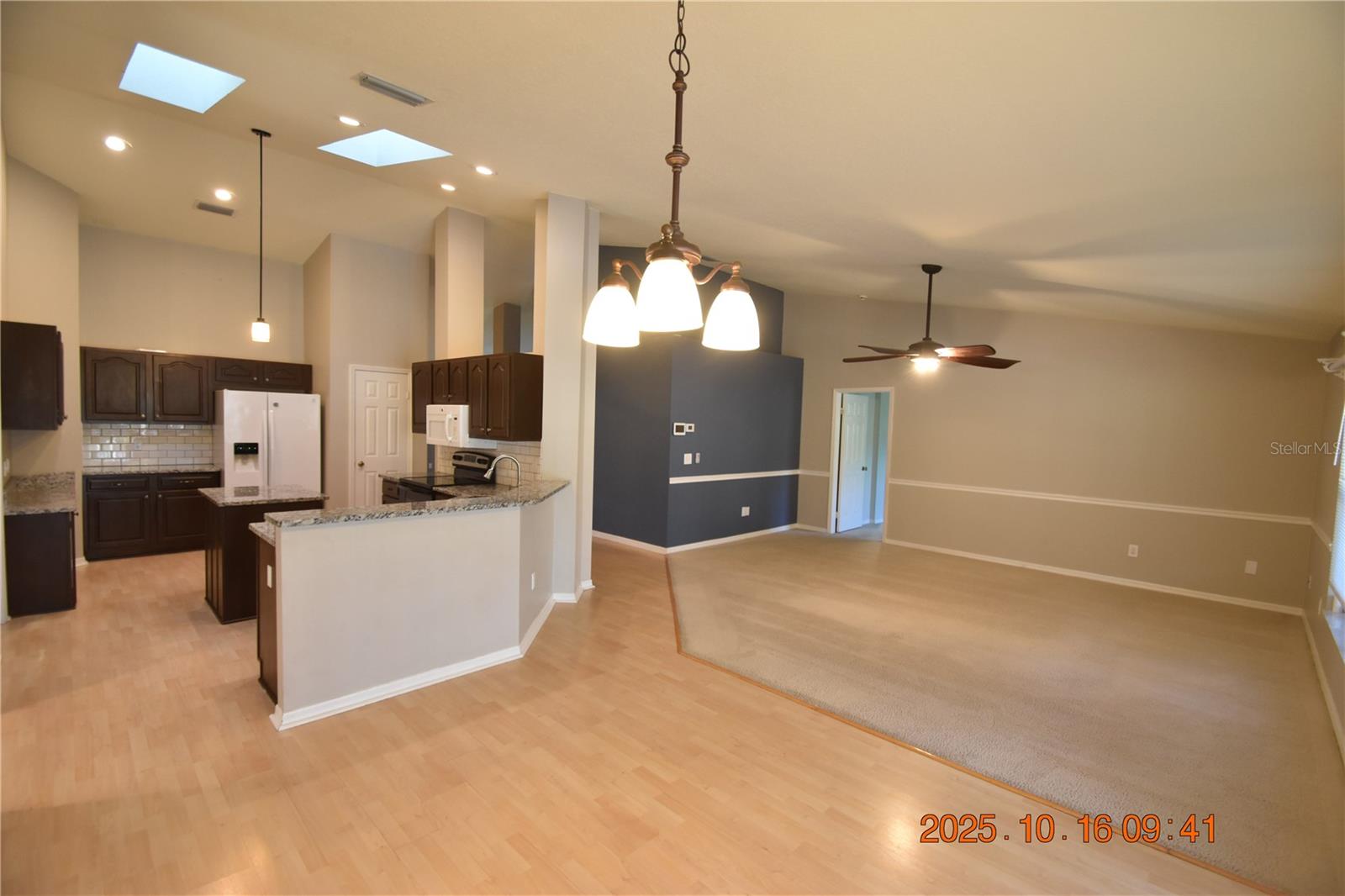 BUCKHORN FOURTH ADD UNIT - Residential Lease