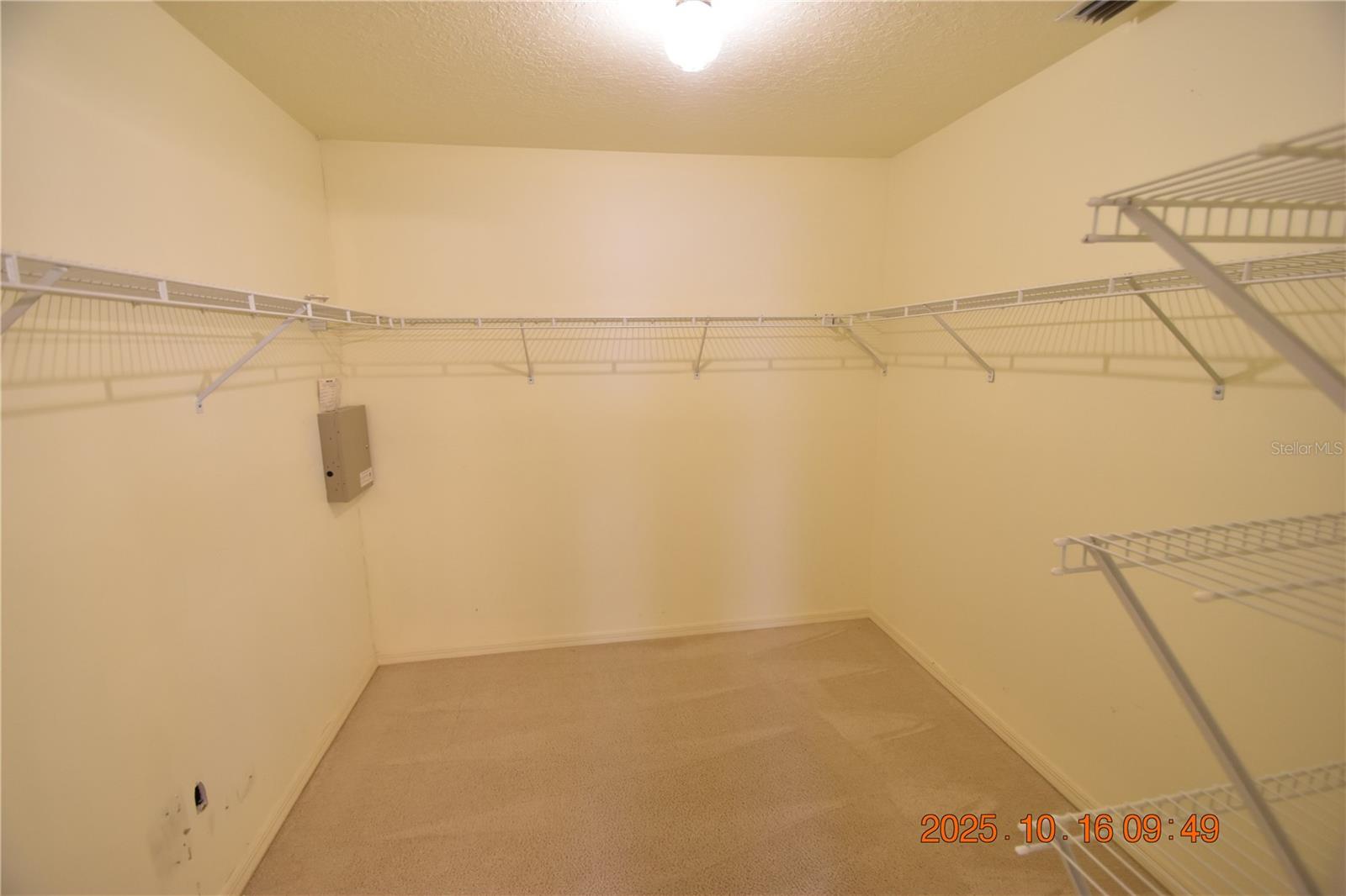 BUCKHORN FOURTH ADD UNIT - Residential Lease