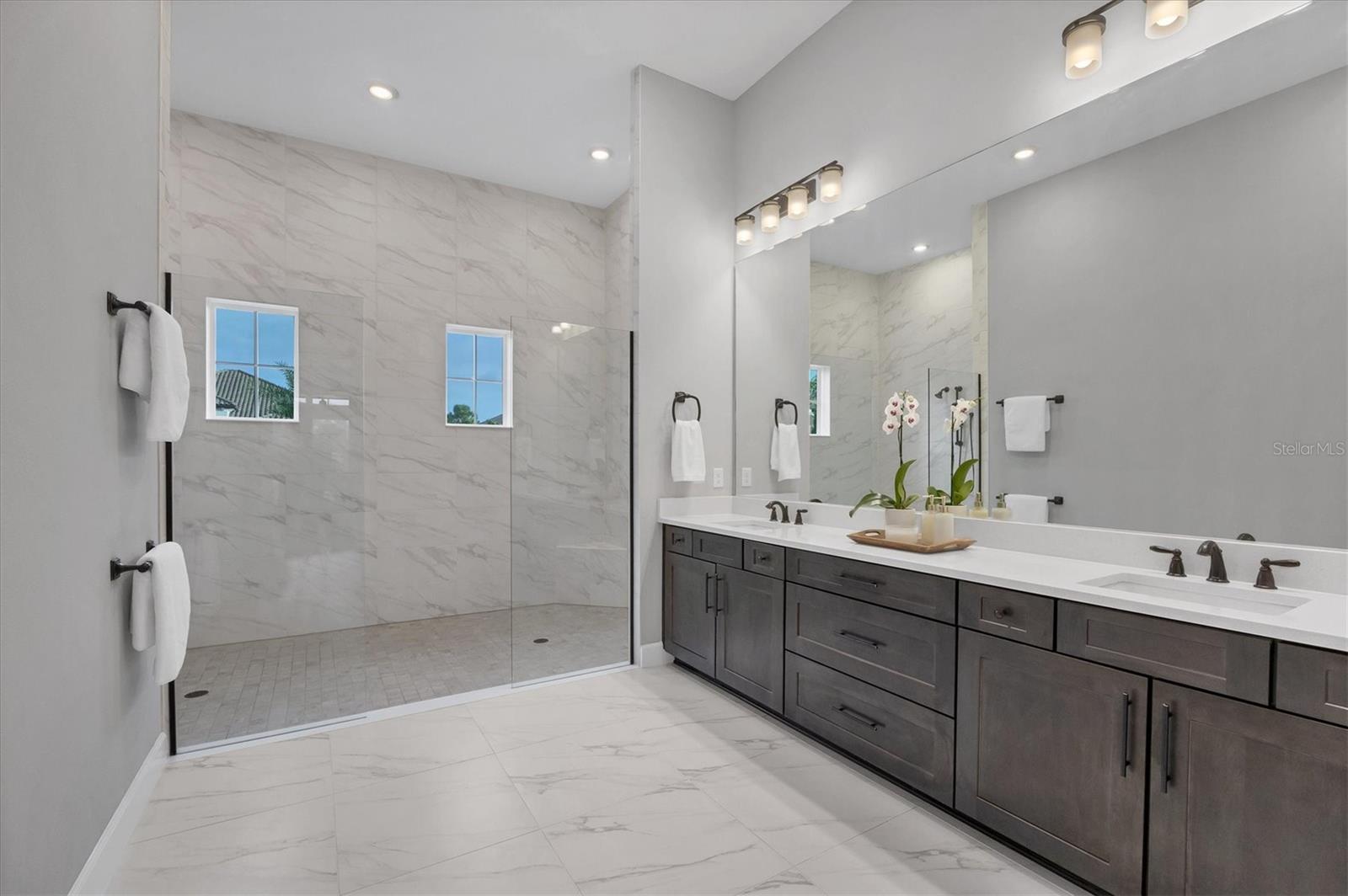 AZARIO ESPLANADE PH II SUBPH A, B & C - Residential