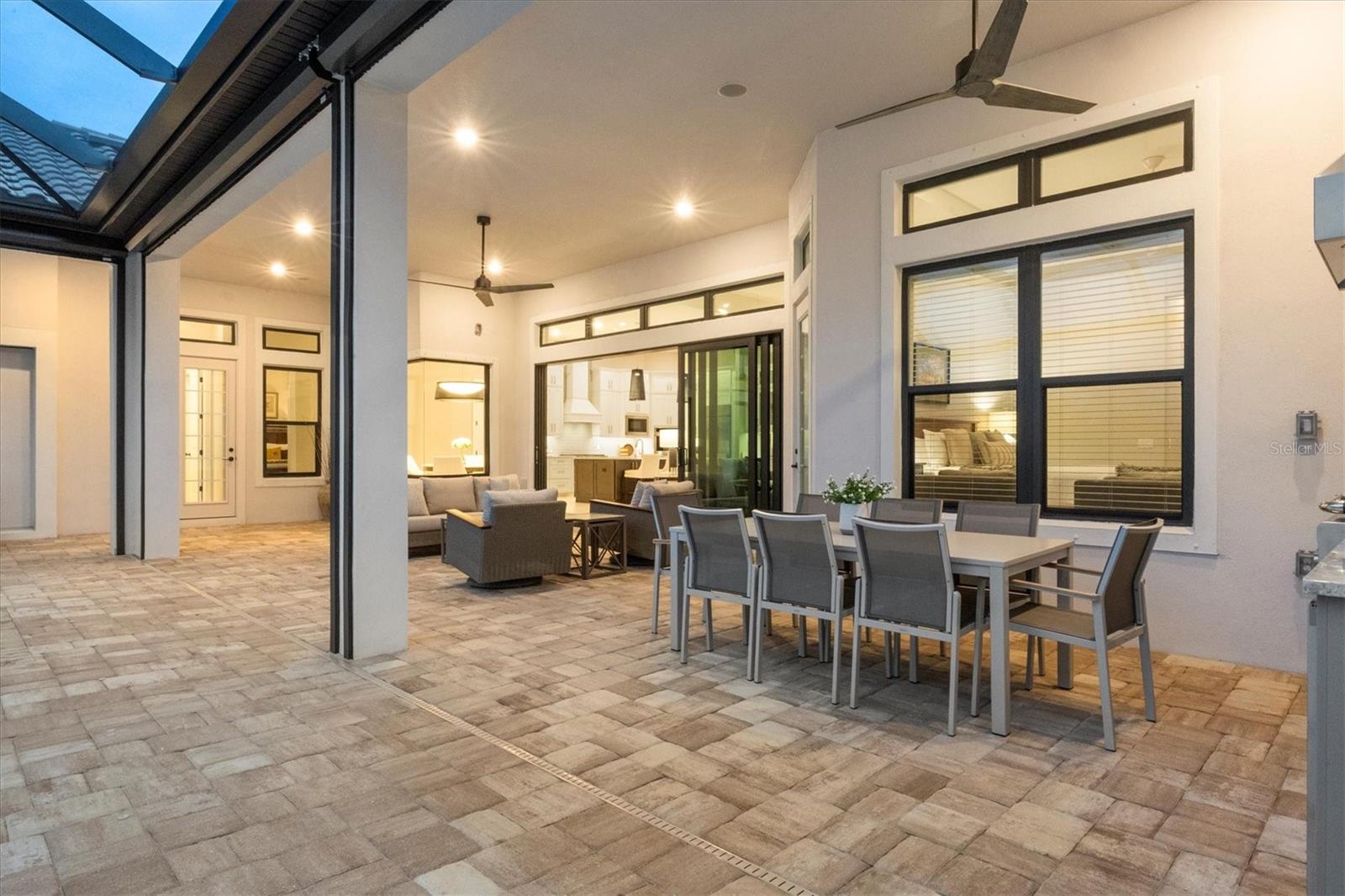 AZARIO ESPLANADE PH II SUBPH A, B & C - Residential