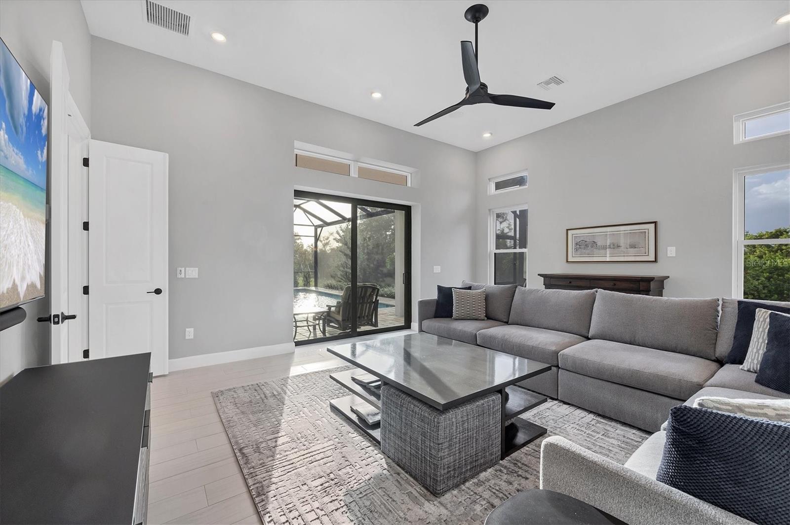 AZARIO ESPLANADE PH II SUBPH A, B & C - Residential