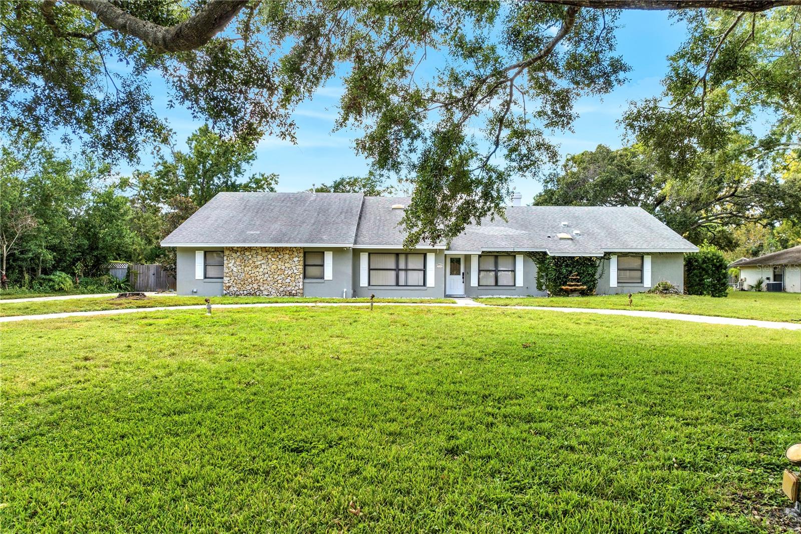 LAKE BUTLER ESTATES - Residential