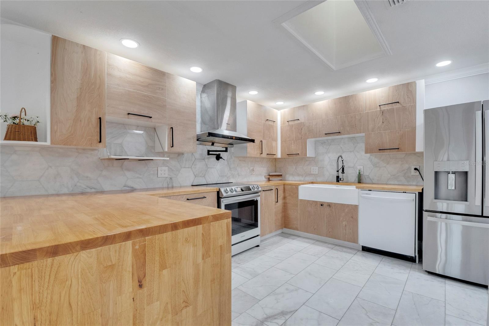 LAKE BUTLER ESTATES - Residential