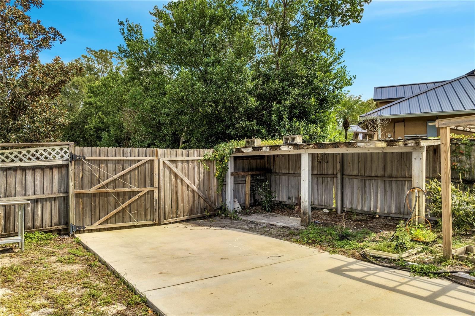 LAKE BUTLER ESTATES - Residential