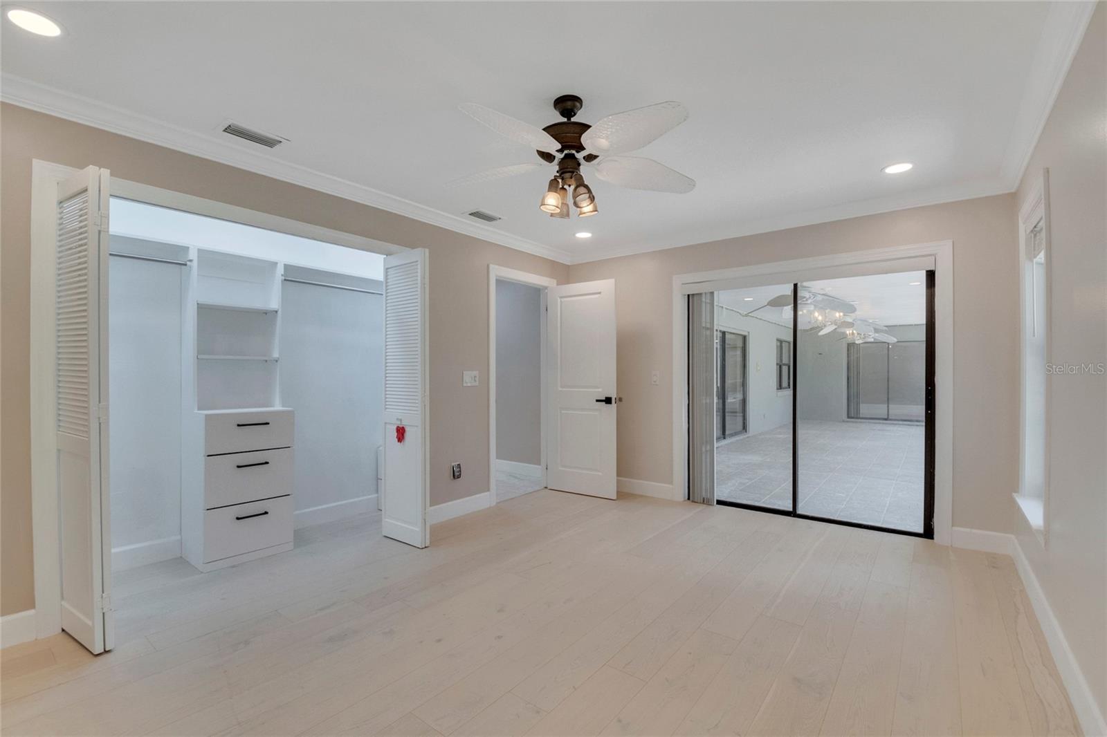 LAKE BUTLER ESTATES - Residential