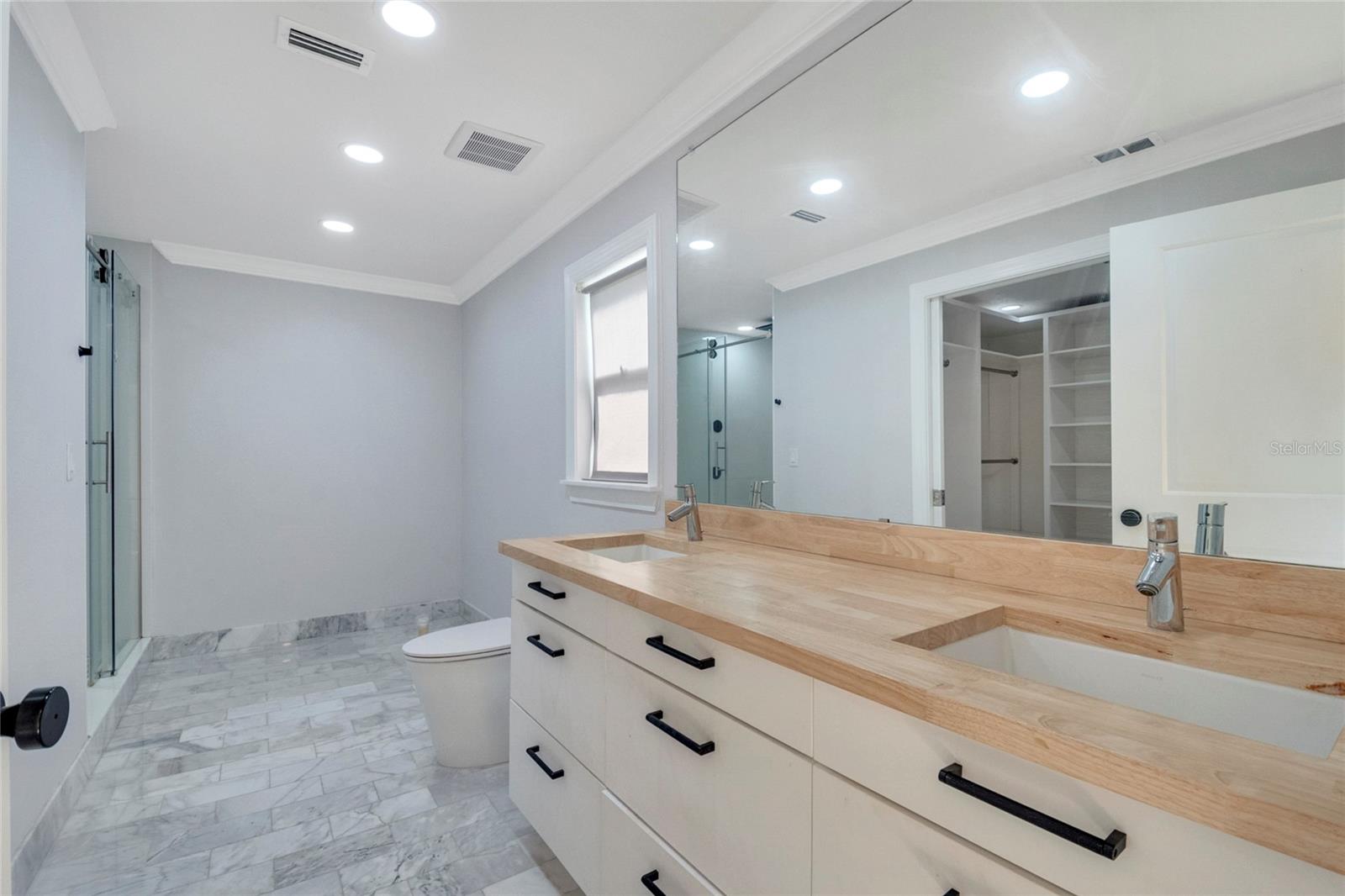 LAKE BUTLER ESTATES - Residential