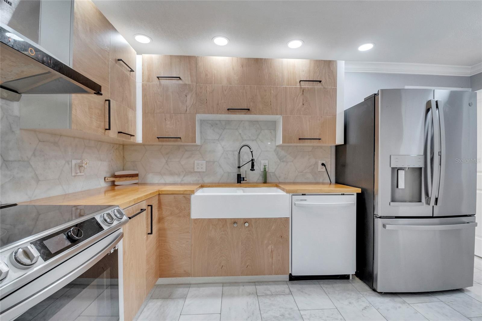 LAKE BUTLER ESTATES - Residential