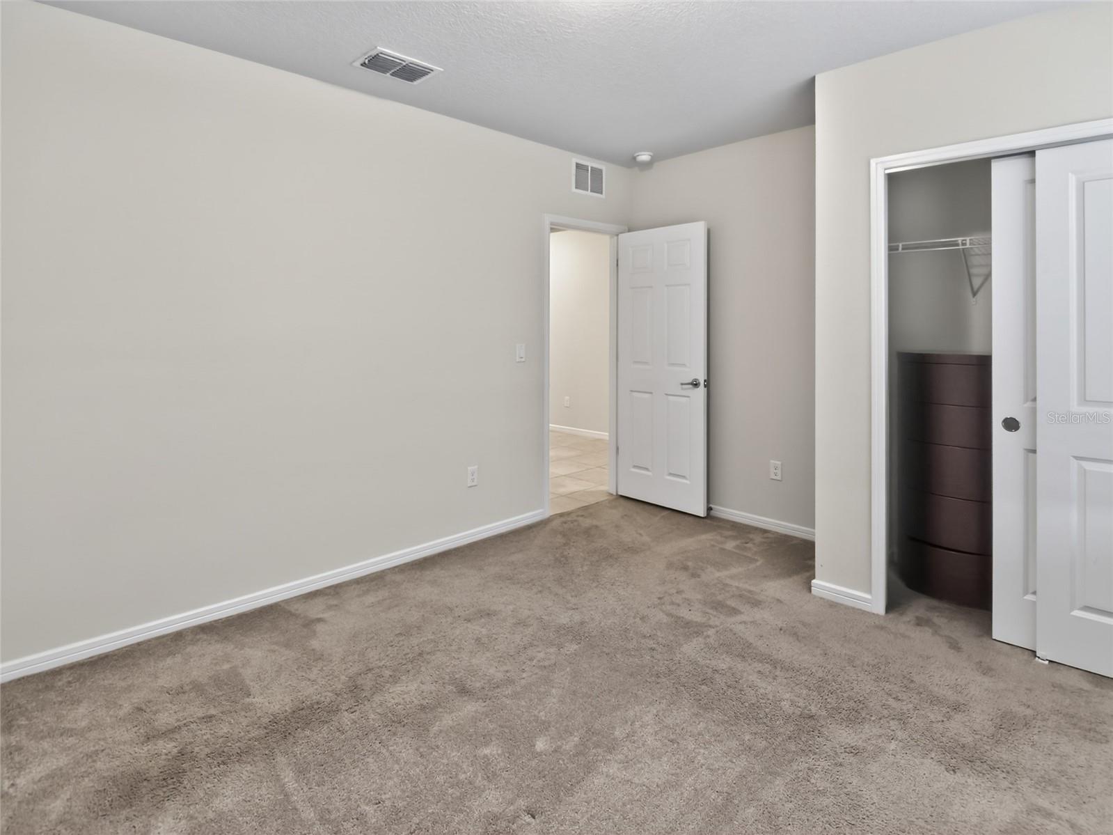FOREST LAKE - Residential Lease