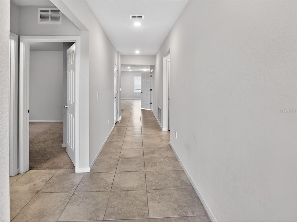 Photo of 1612 Aspen Avenue, Davenport, FL 33837 (MLS # O6396469)