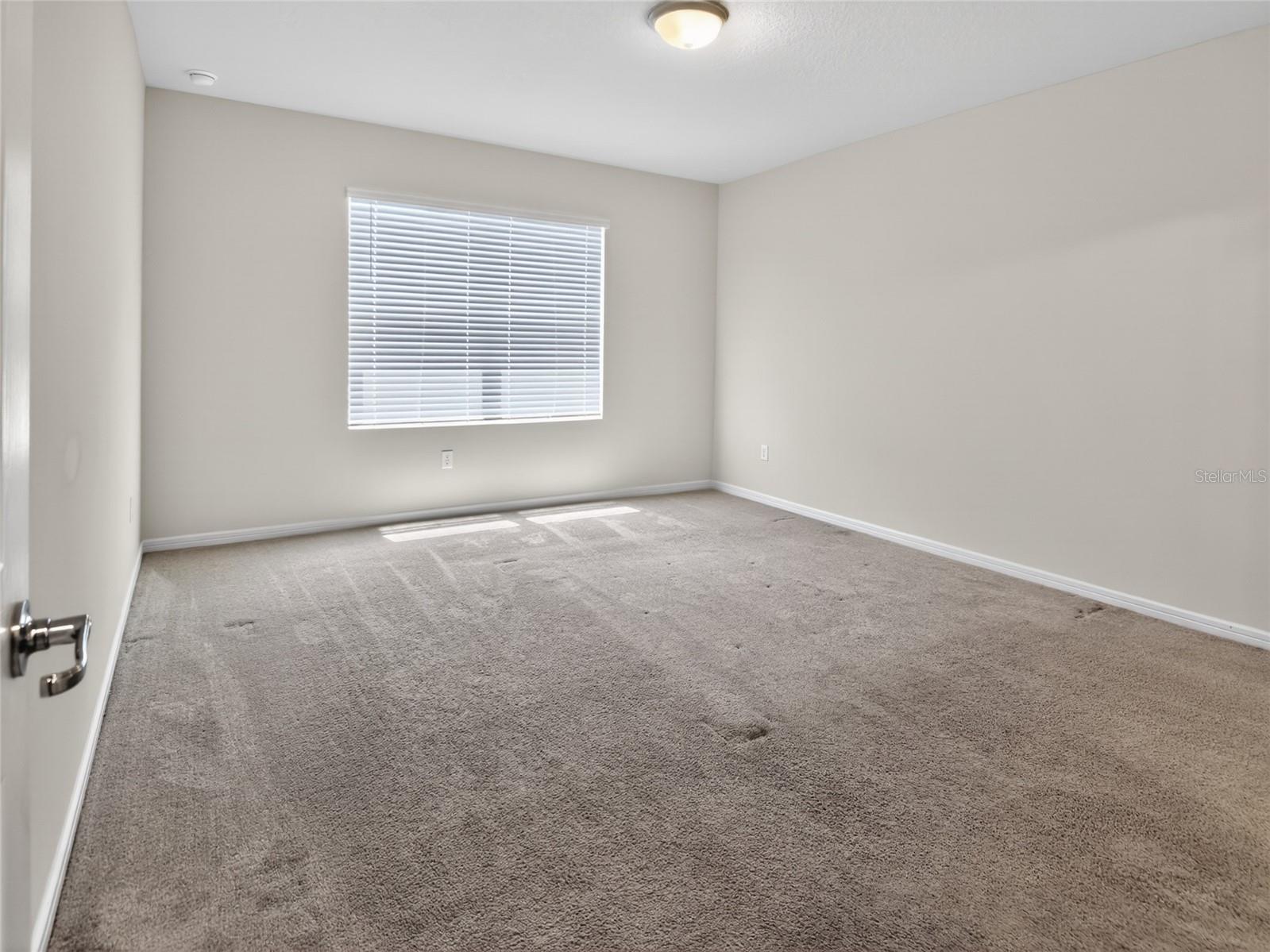 FOREST LAKE - Residential Lease