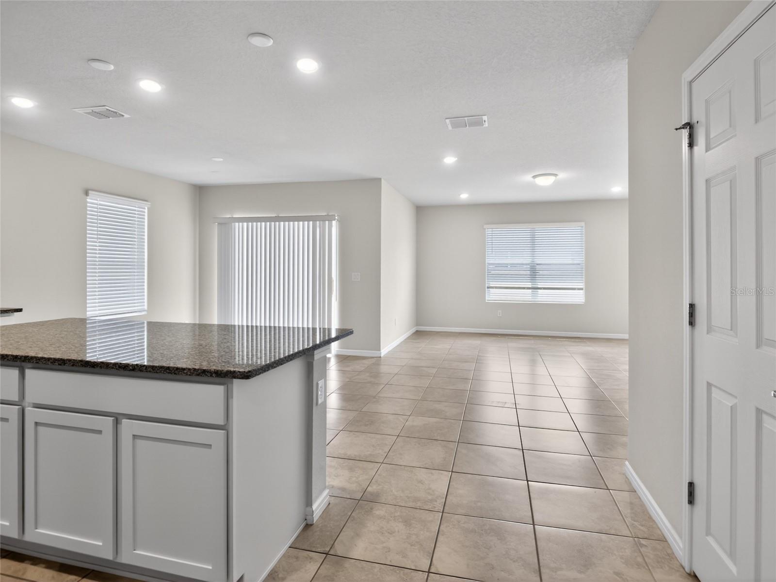 FOREST LAKE - Residential Lease