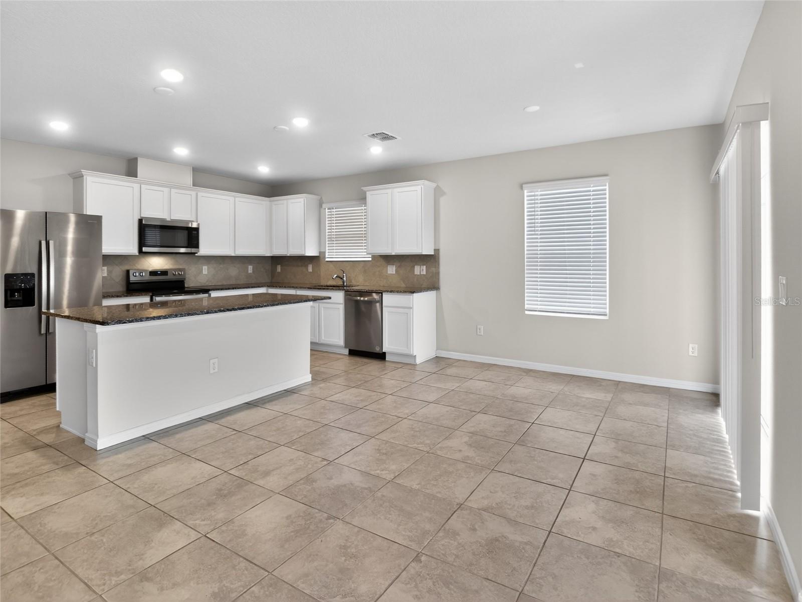 FOREST LAKE - Residential Lease