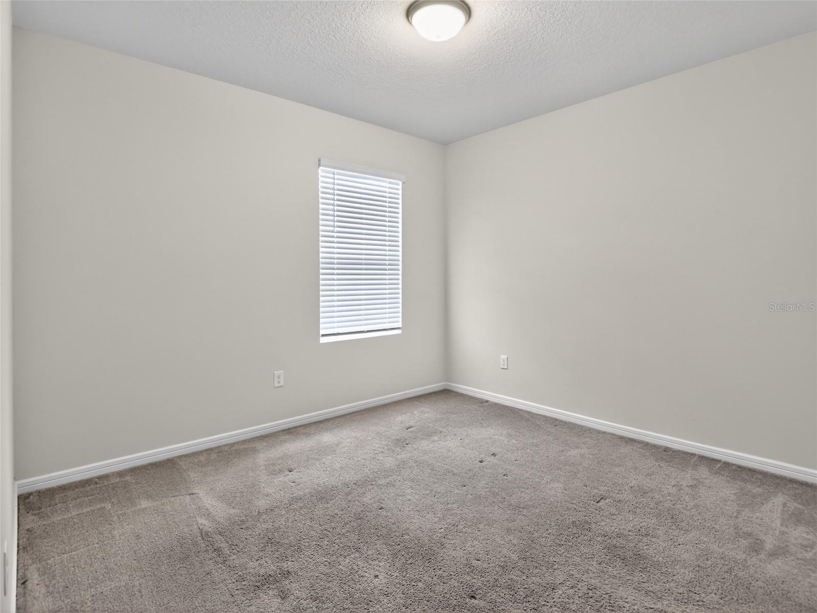 FOREST LAKE - Residential Lease