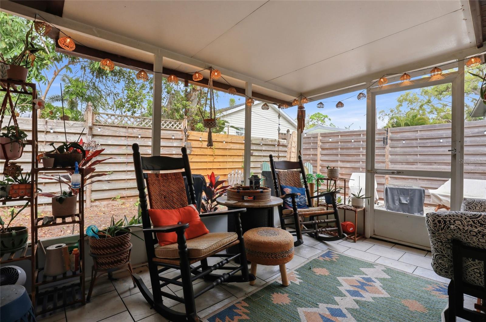 SARASOTA HIGHLANDS - Residential