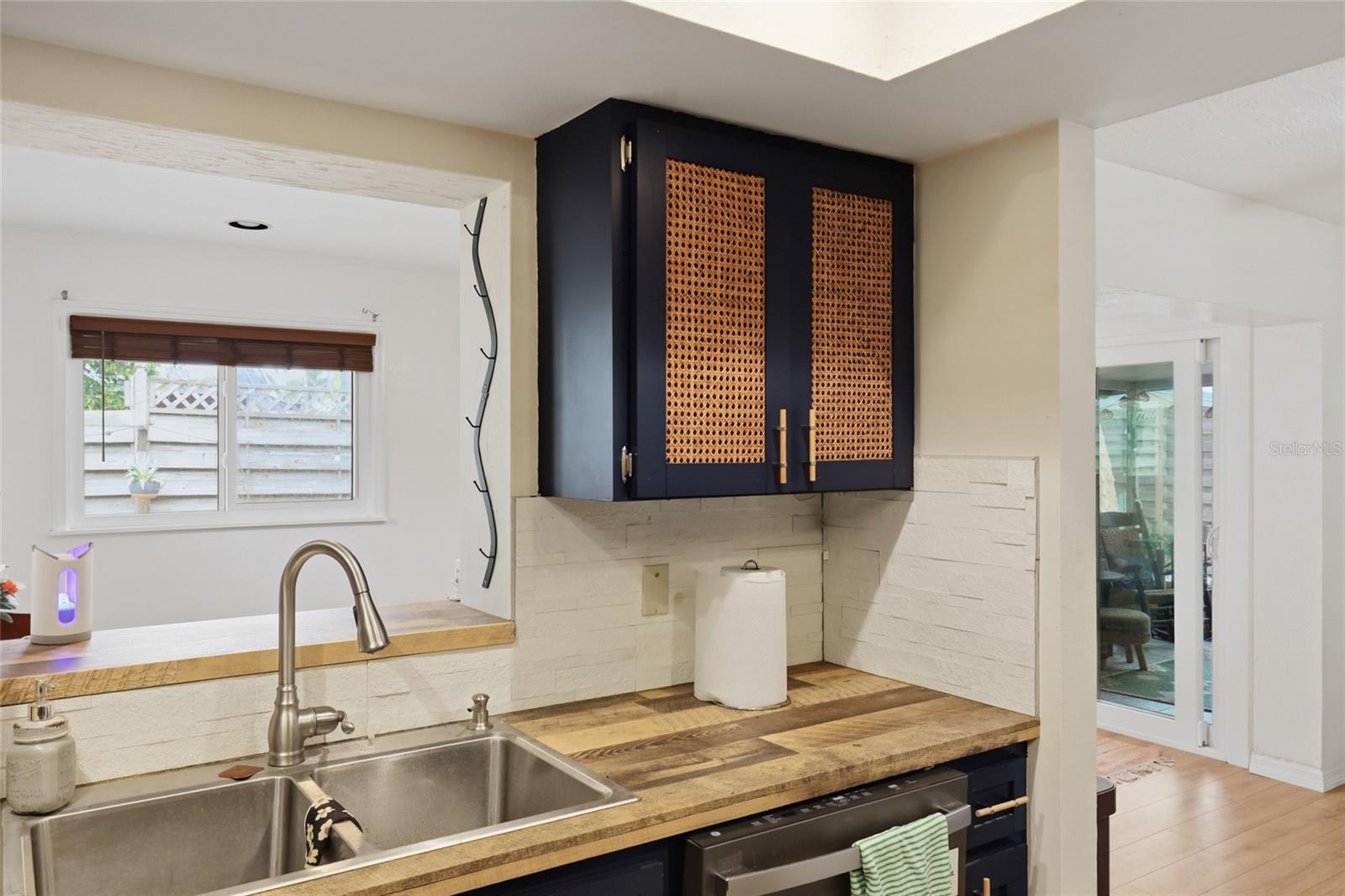 SARASOTA HIGHLANDS - Residential