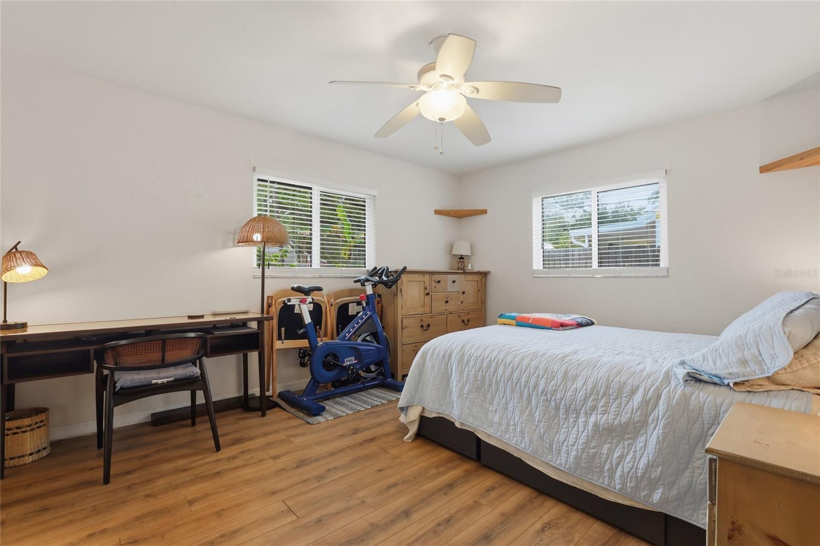 SARASOTA HIGHLANDS - Residential