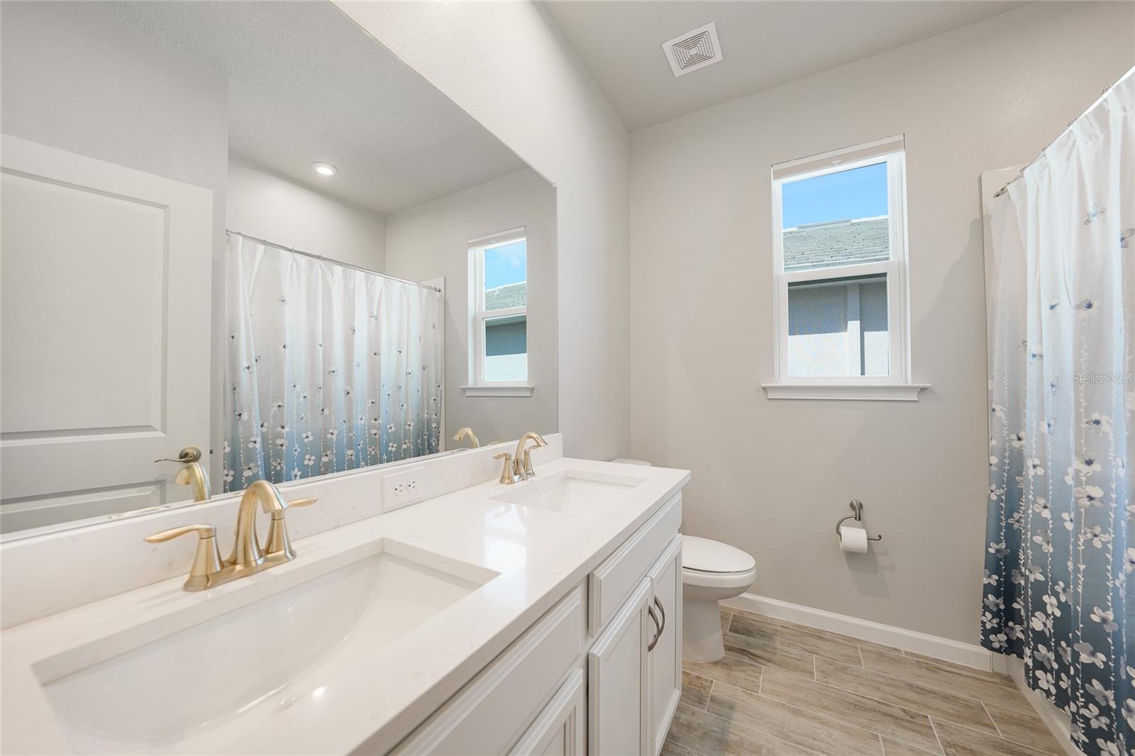 SUNSTONE VILLAGE F5 PH 1A & 1B - Residential