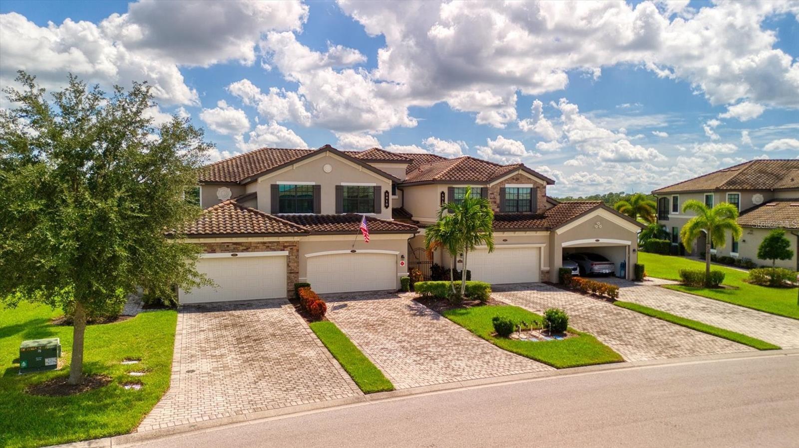 Available immediately November 2025 - April 2026 $8000/month Absolutely stunning views of the water and Commander golf course. Walking distance to Clubhouse and amenities. This unit is available within the community of Lakewood National Golf Club, within Lakewood Ranch, FL. Minimum 30-day lease required. This beautiful first floor coach home comes turnkey fully furnished with 3 bedrooms 2 baths, 2 car garage and large living space great for entertaining family and friends. The house has vinyl plank flooring throughout the living areas. The large master bedroom has his and her custom walk-in closets along with a glorious bathroom with a spa type bathtub and double sinks. The community has resort style living with 36 holes of prime Arnold Palmer deigned golf courses, 8 tennis courts, 4 pickleball courts, resort style pool and poolside Tiki Bar and world class restaurant. Full-service spa (Hair, manicures, pedicures & much more). Private, gated community with 24-hour security guards. Durations 6 months or less require additional short term rental tax and all funds paid up front. Membership transfer of $600 is required.