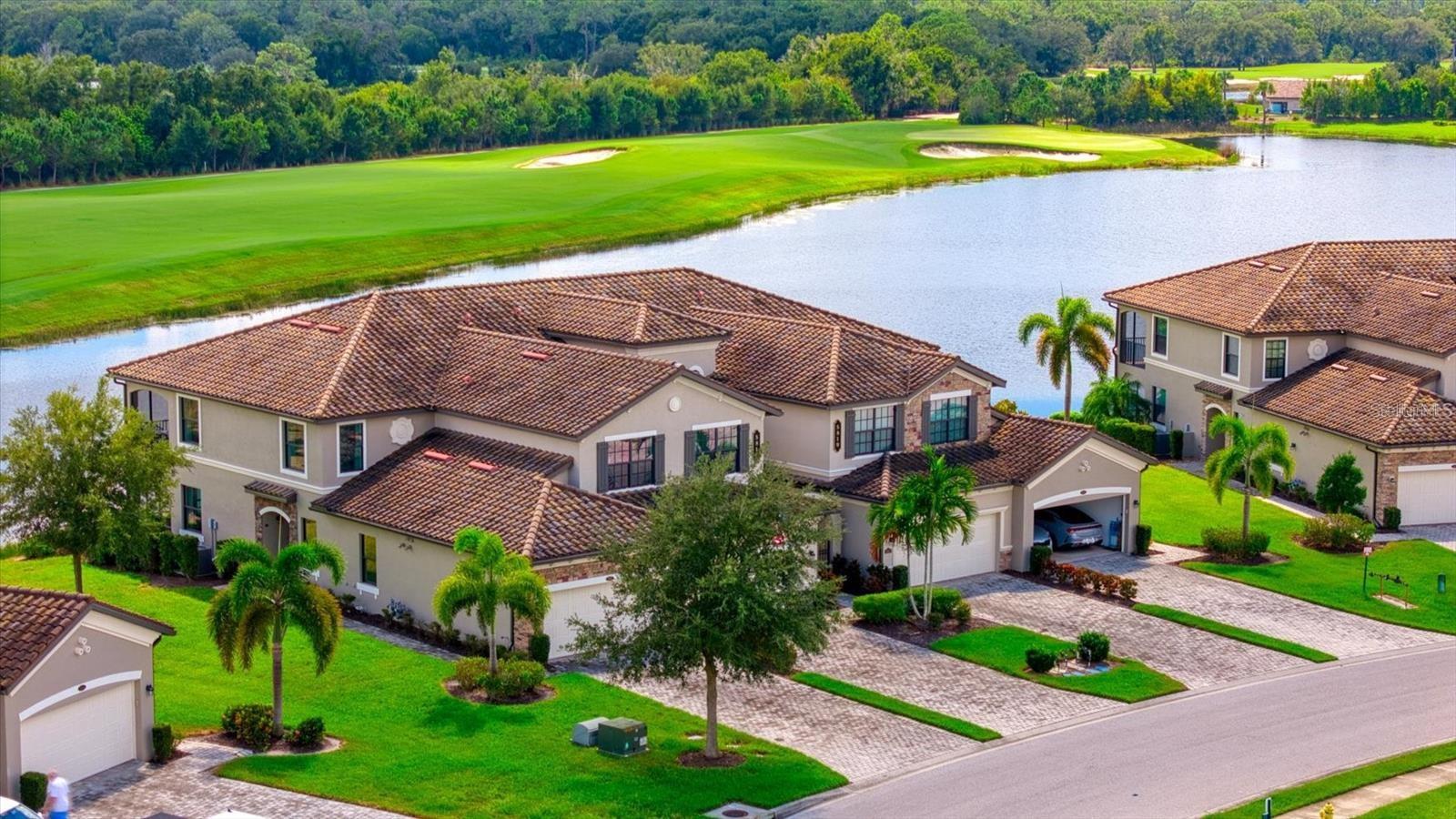 COACH HOMES I AT LAKEWOOD NATIONAL PH 4 - Residential Lease