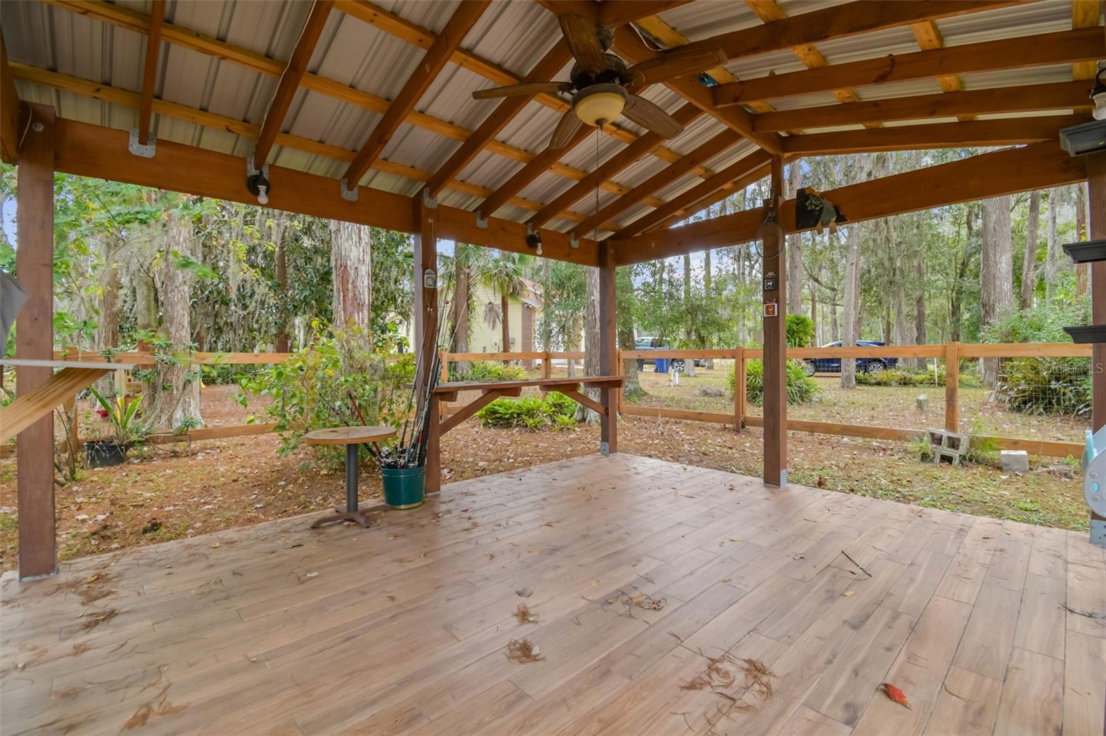 IVELMAR ESTATES ADD - Residential