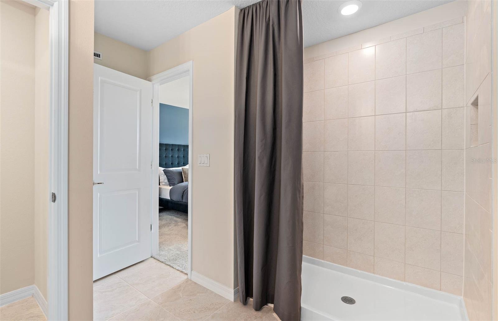 CYPRESS CAY - Residential