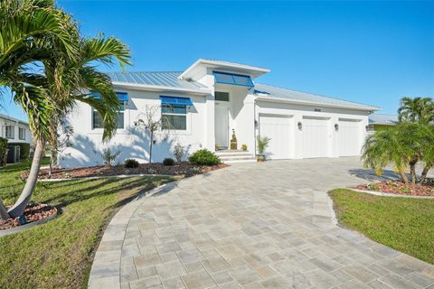 A home in PUNTA GORDA