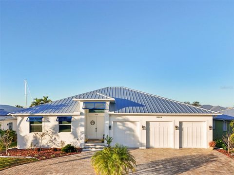 A home in PUNTA GORDA