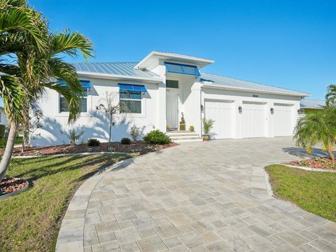 A home in PUNTA GORDA