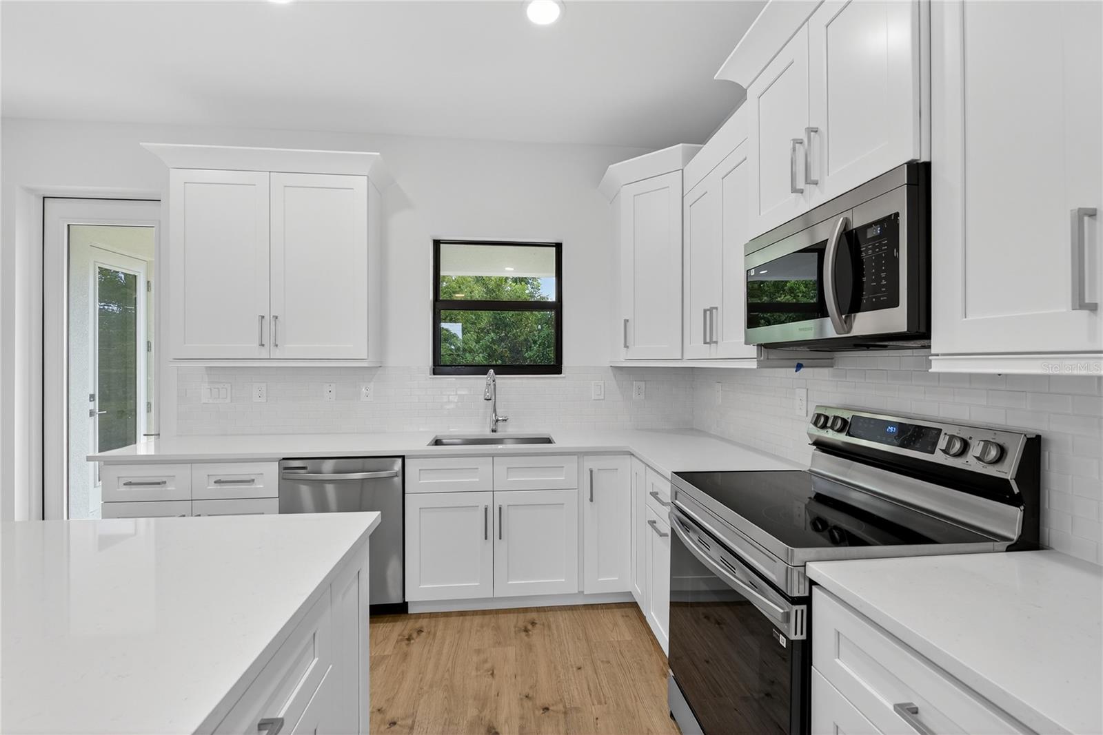 WARM MINERAL SPGS - Residential