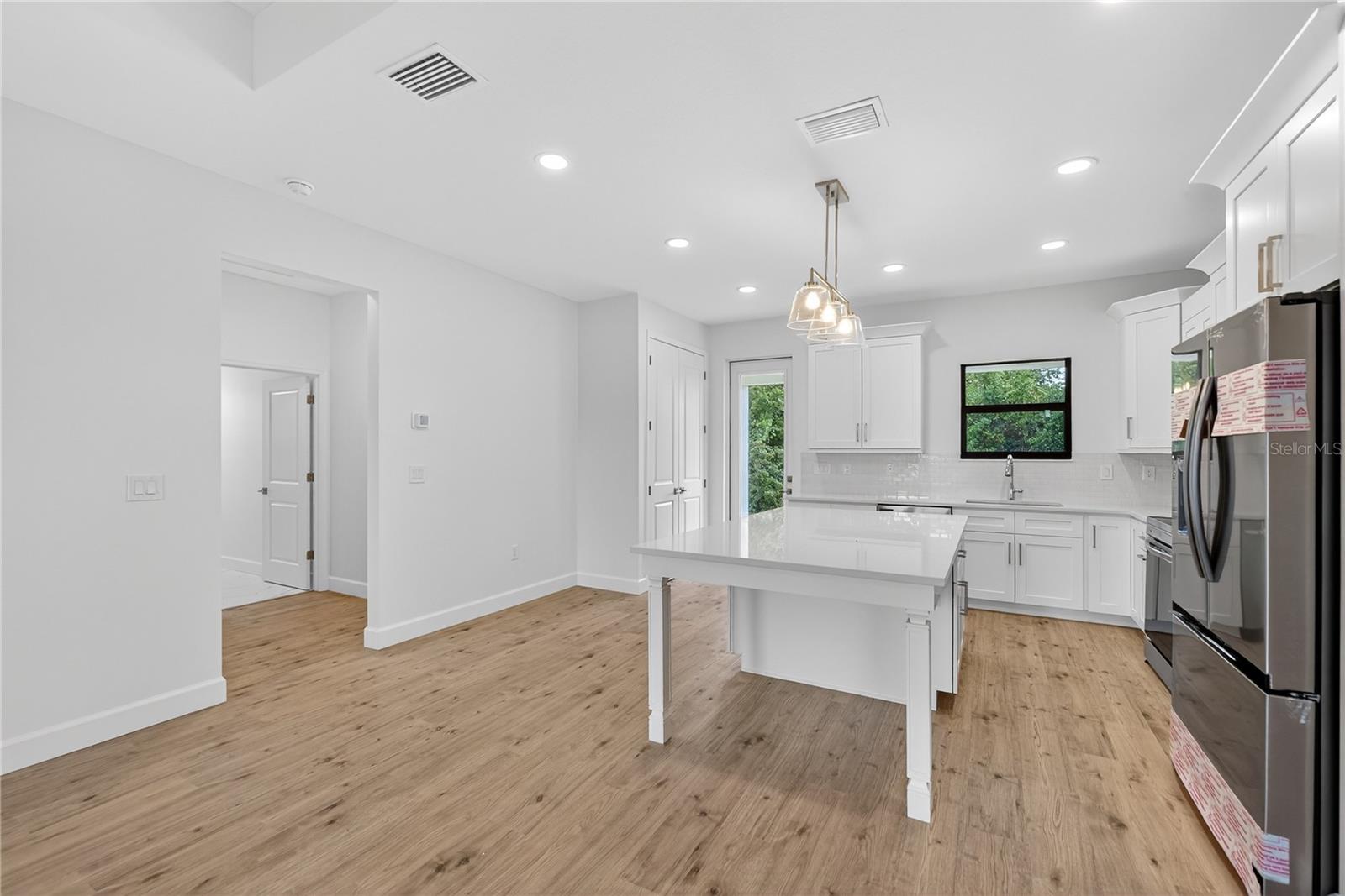 WARM MINERAL SPGS - Residential