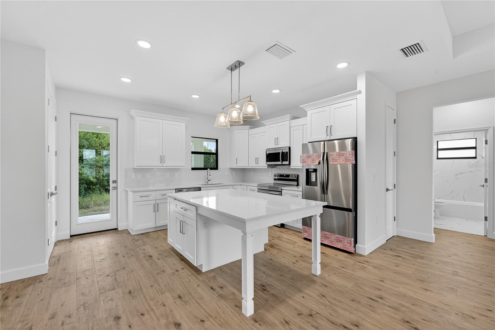 WARM MINERAL SPGS - Residential