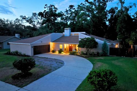 3006 WISTER CIRCLE VALRICO FL 33596