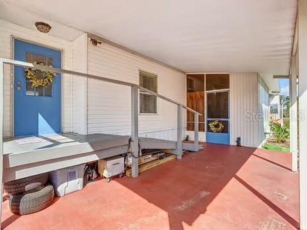 Photo of 8442 Breeze Hill Drive, Lake Wales, FL 33898 (MLS # P4935967)