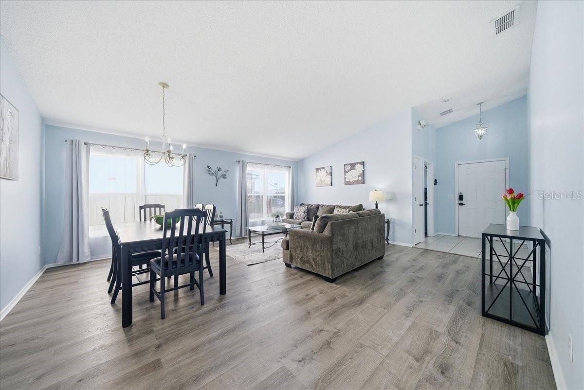 HAMPTON ESTATES - Residential