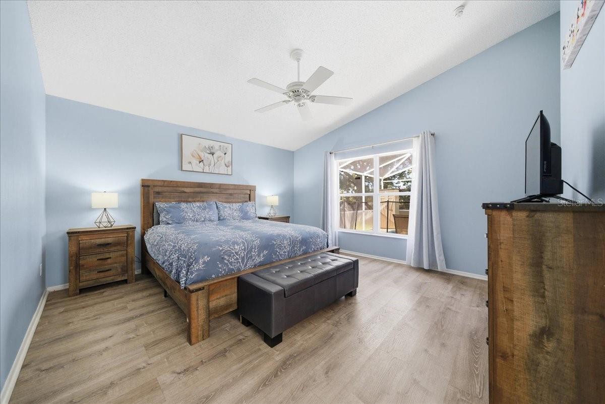 632 BLOOMINGDALE DRIVE