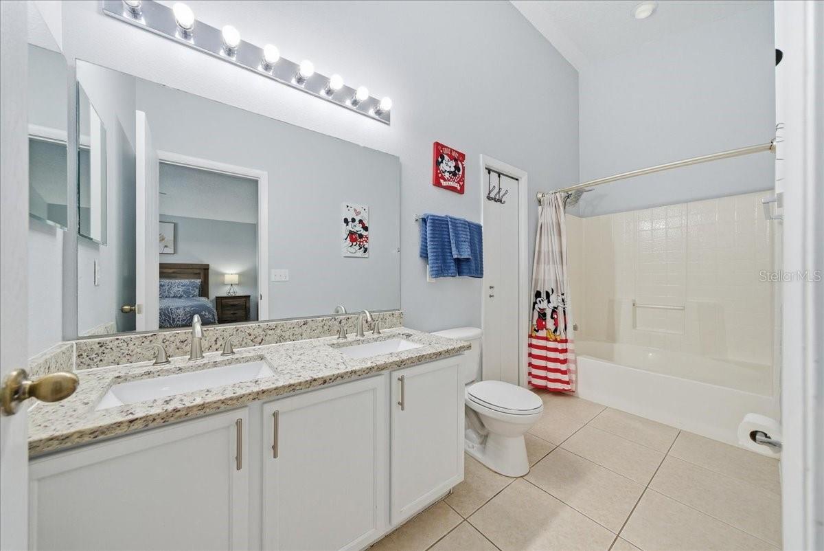 HAMPTON ESTATES - Residential