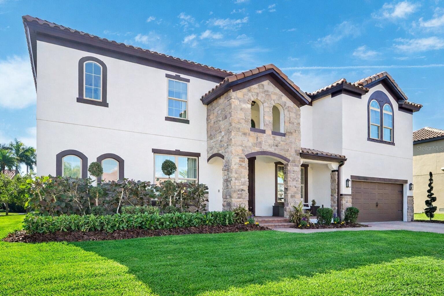 ESTUARY OF MOBBLY BAY - Residential