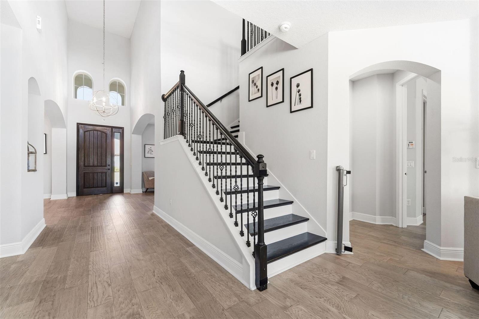 ESTUARY OF MOBBLY BAY - Residential