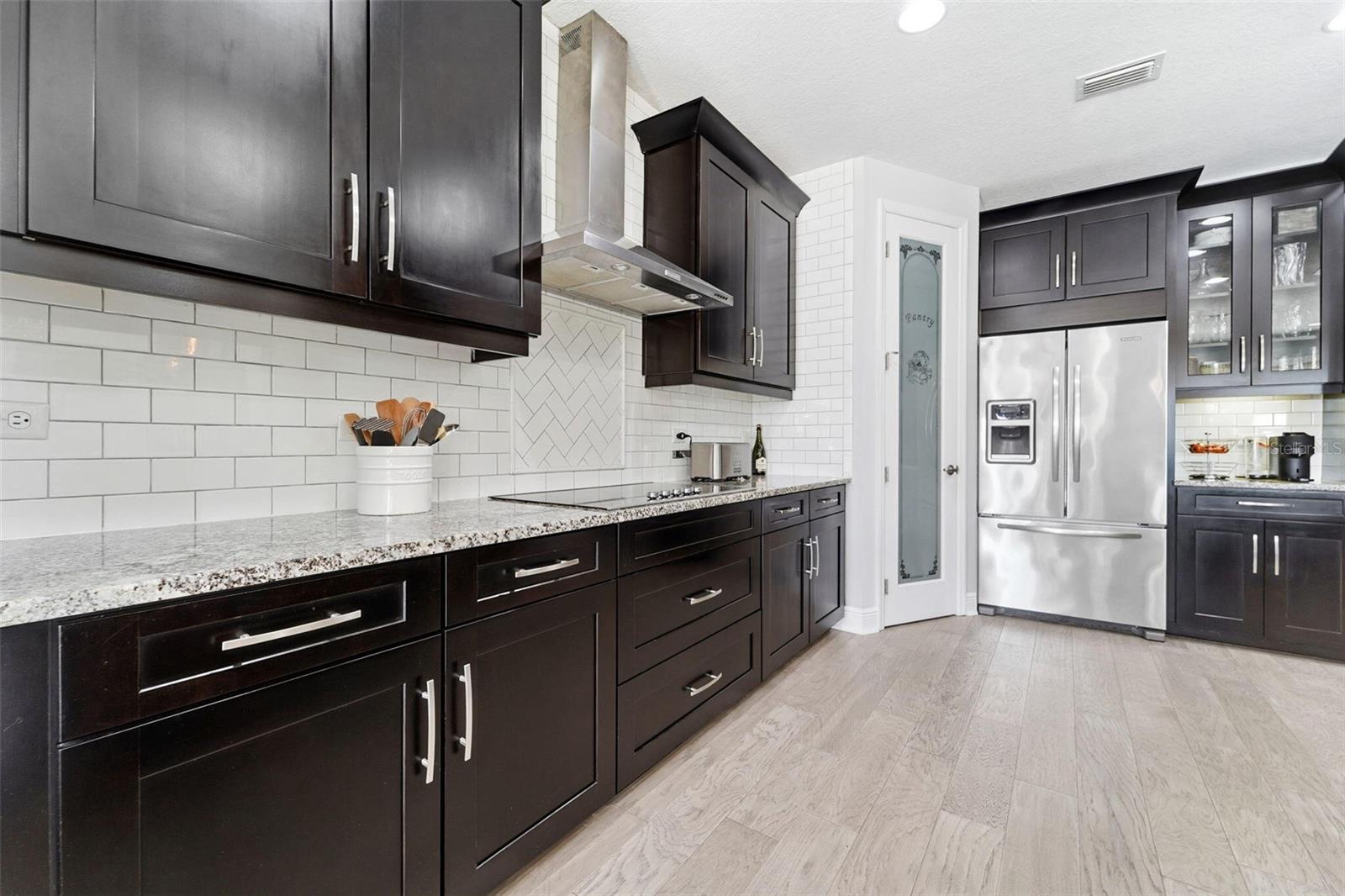 ESTUARY OF MOBBLY BAY - Residential