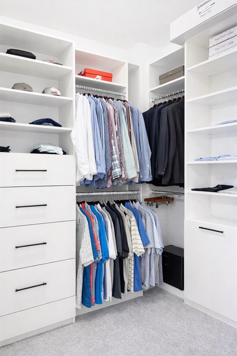 ESTUARY OF MOBBLY BAY - Residential