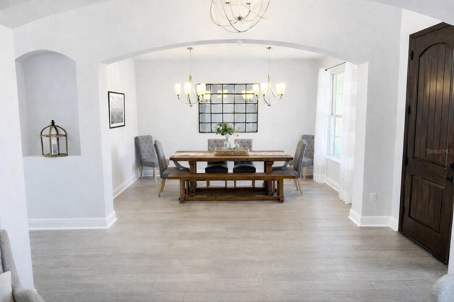 ESTUARY OF MOBBLY BAY - Residential