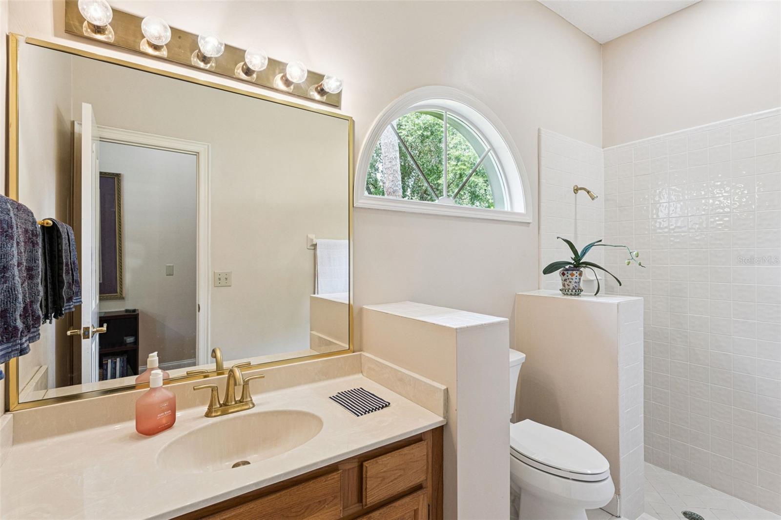 SWEETWATER CLUB UNIT 7 - Residential