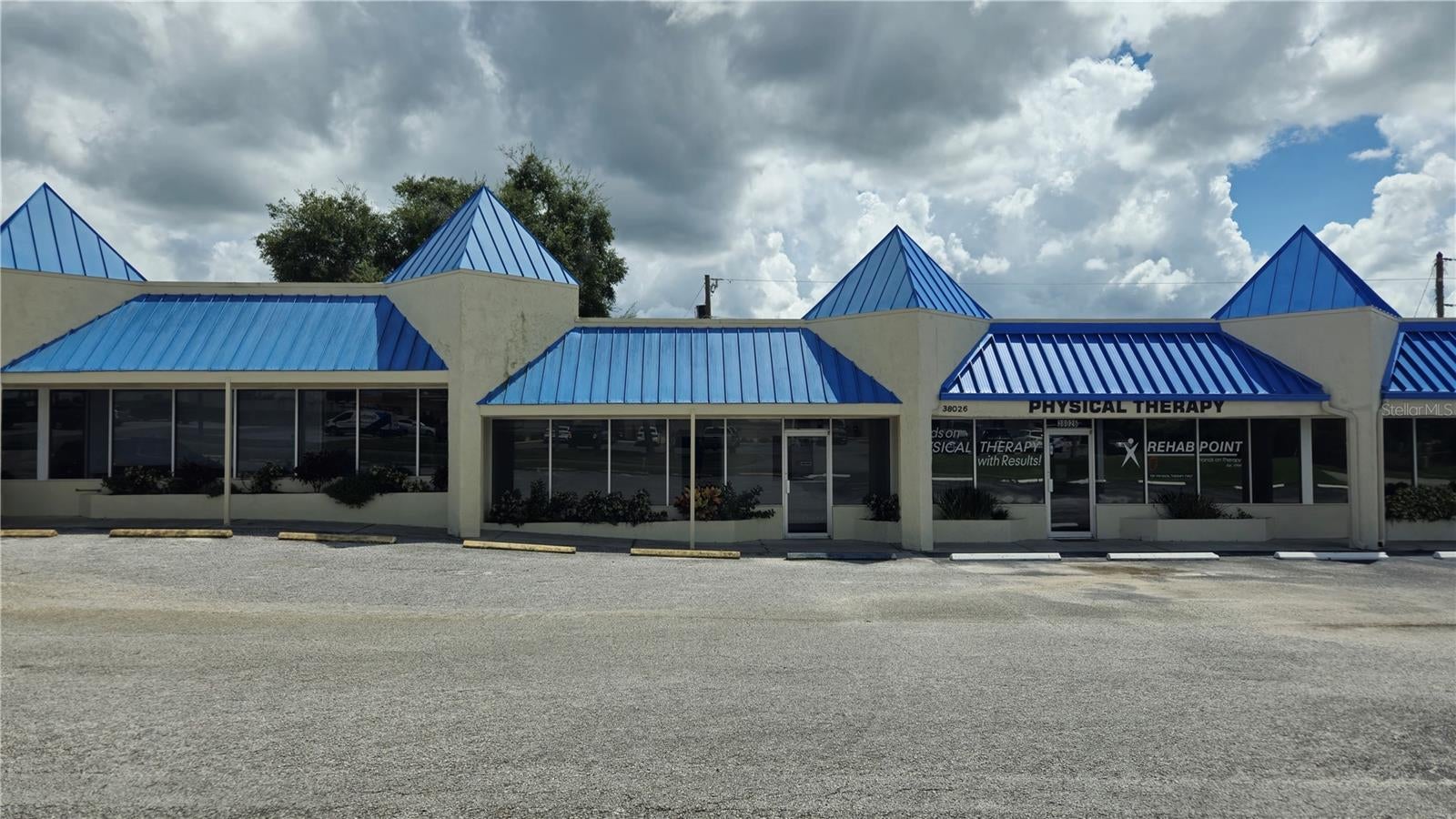 38030 Medical Center Ave, Zephyrhills, FL 33540