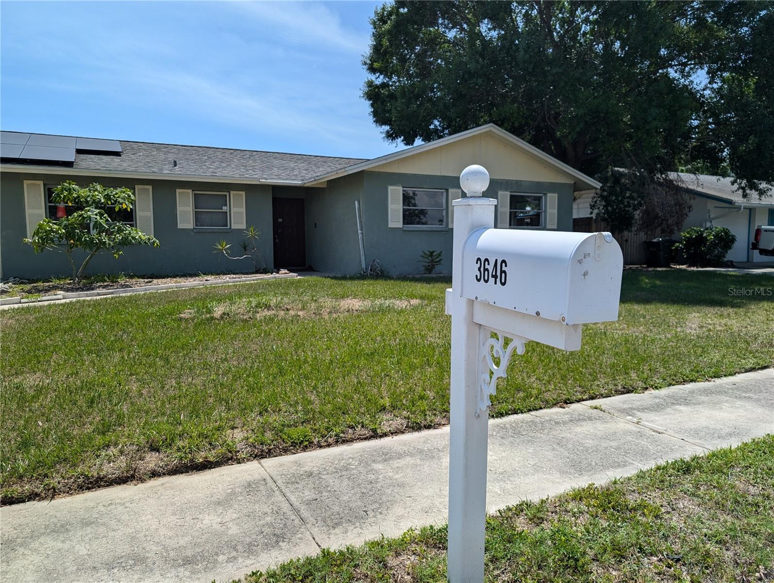Auction Property. The list price is not indicative of seller's final reserve amount. This property is part of an online bidding event; please visit Auction.com to place bids. Inspections of this property and contact with occupants are strictly prohibited. Property is sold "as is" and no for sale sign allowed.