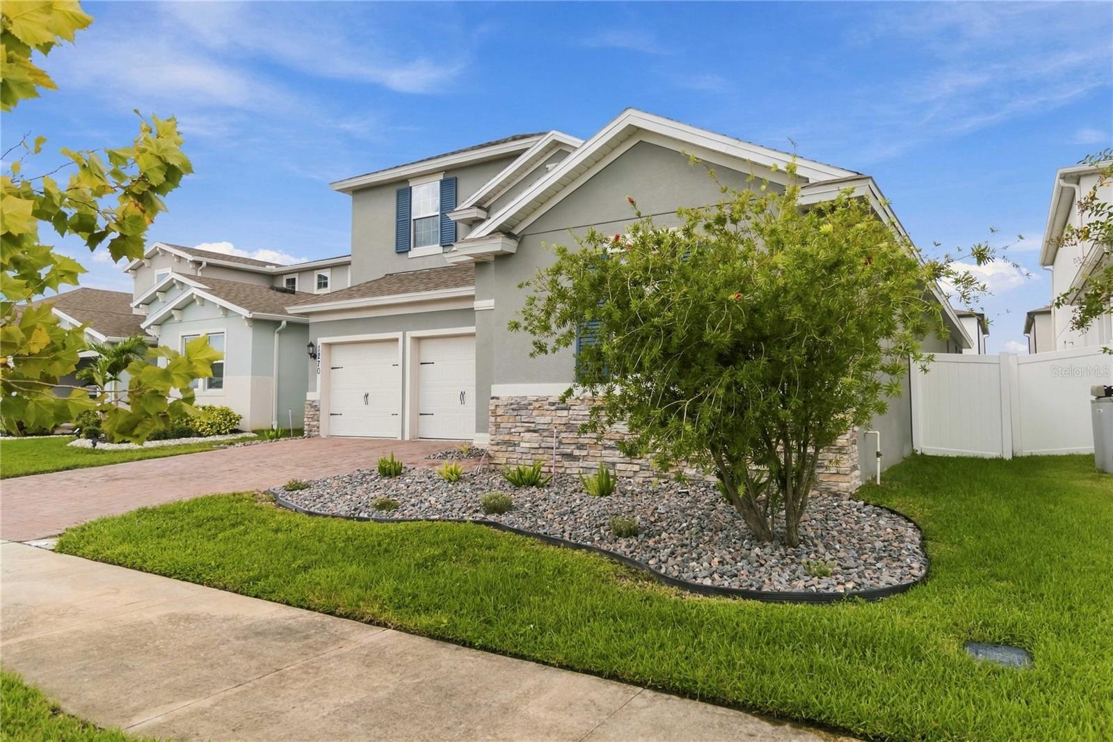 1270 FOX HEDGE LANE