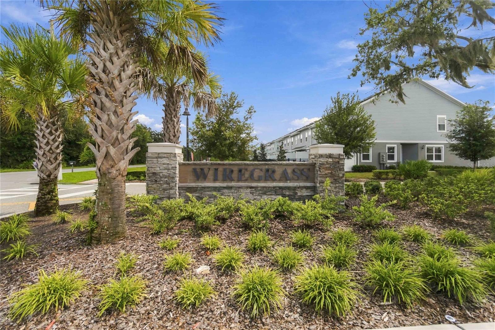 1270 FOX HEDGE LANE