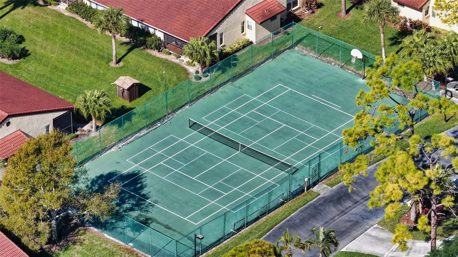 VILLAGE DES PINS III - Residential Lease