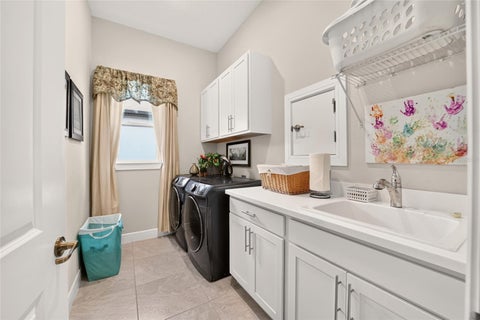 Tiny photo for 5661 SW 94th Avenue, Ocala, FL 34481 (MLS # OM733267)