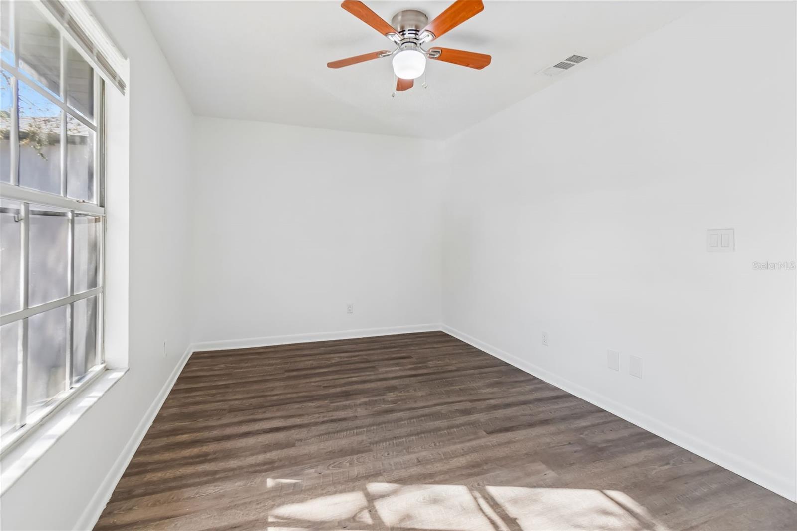 SUNRIDGE OF TAMPA BAY A CONDO - Residential Lease