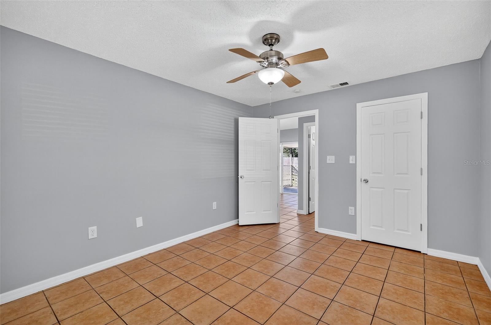 CRICKET LAKE VILLAGE - Residential